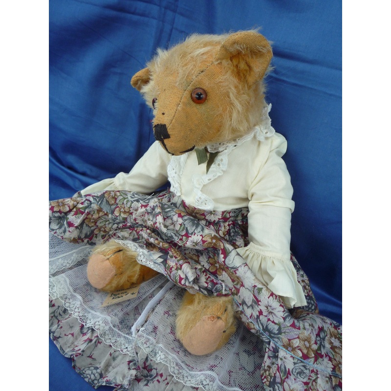 SOLD(1930) A Minnie 195