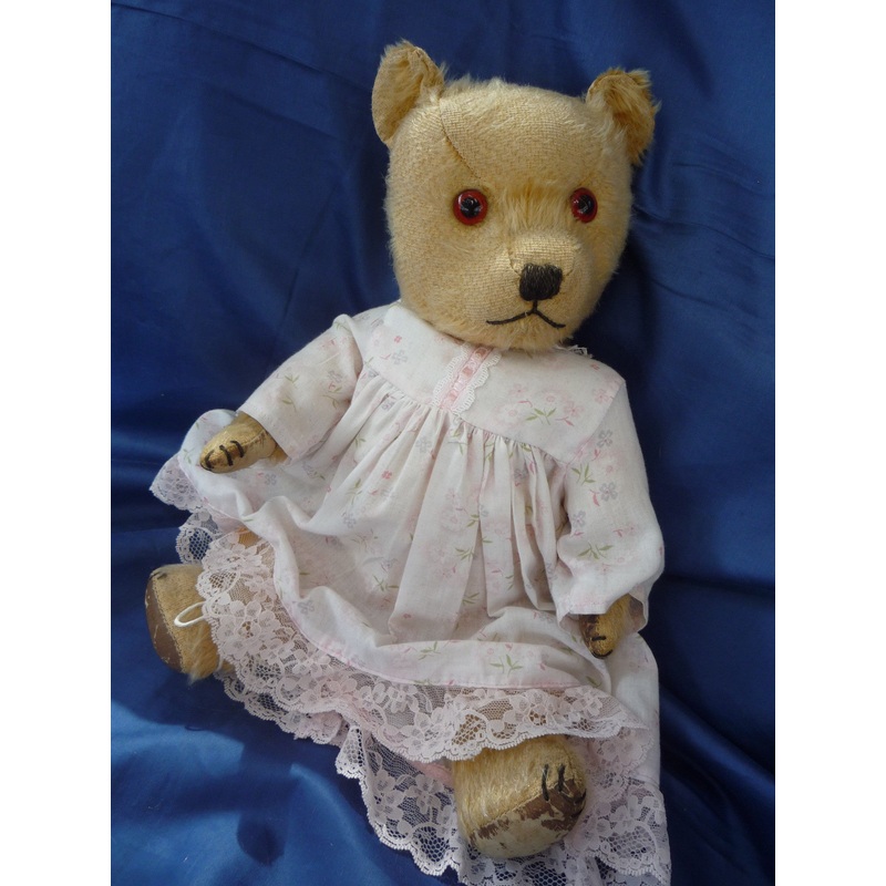 SOLD (1940) Lucy 125