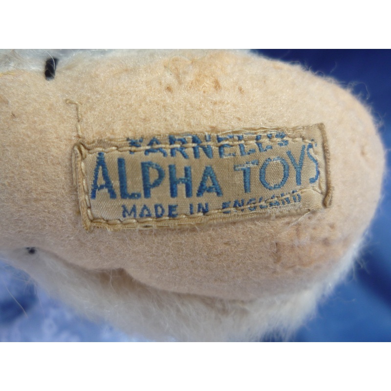 (1925) Farnell’s Alpha Toys Label