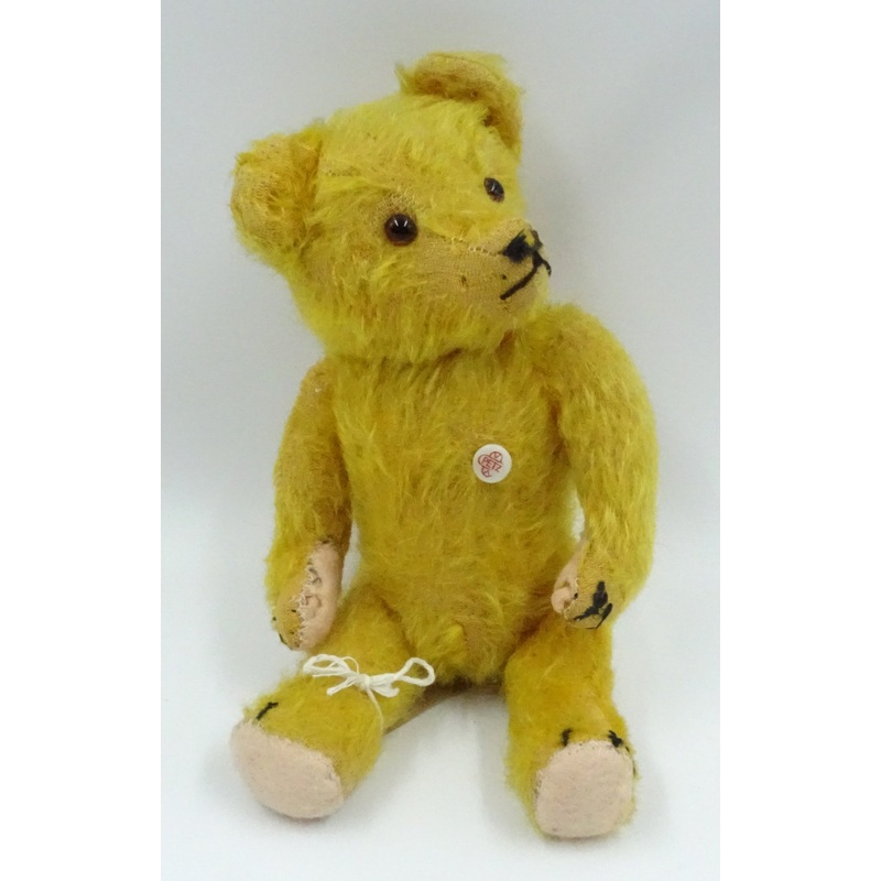 Petz (1950) Button Petula Sold 30
