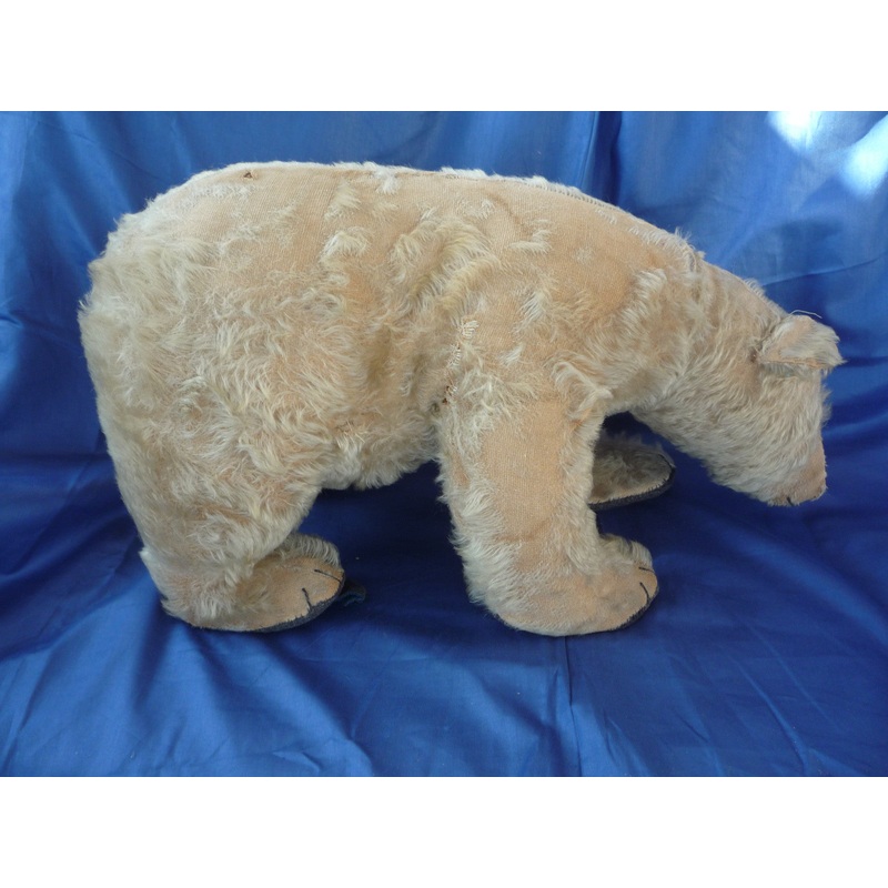 Sold (1922) Big bear on all four paws with Baby.