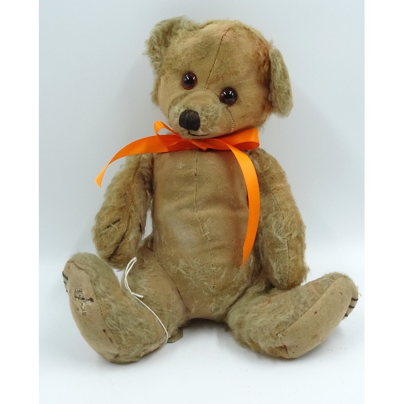 SOLD (1930) Label Bear Cubby 55
