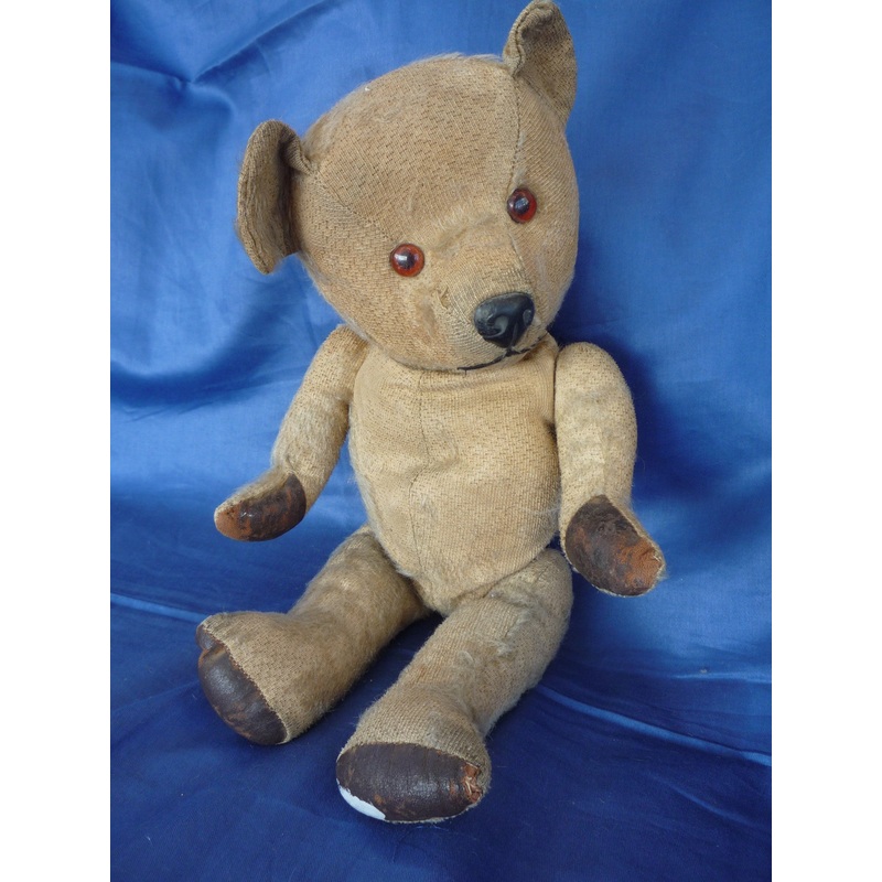 Sold (1950) Nosey