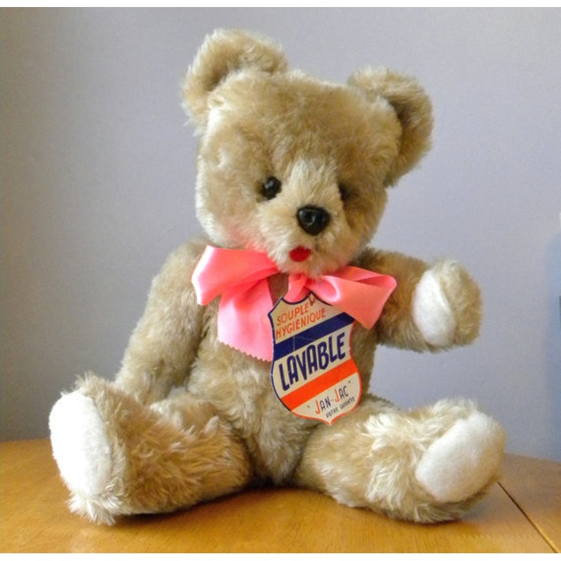 zJan Jac. (1950) Label Jacques. Showcased by Polly’s Vintage Bears