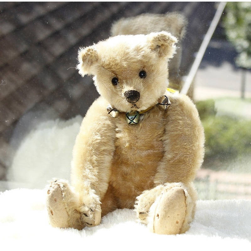 zSteiff (1905) Button Millie. Yesterday’s teddy