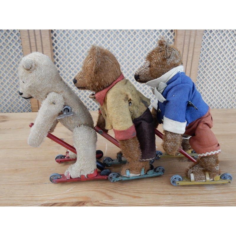 (1919) Bing Roller Skaters