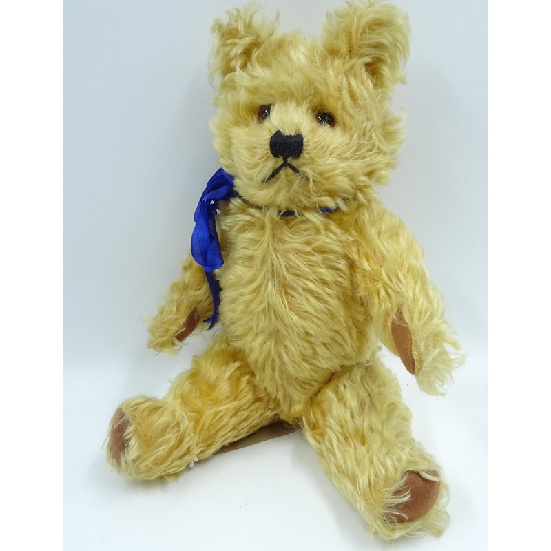 Sold (1930) Toby