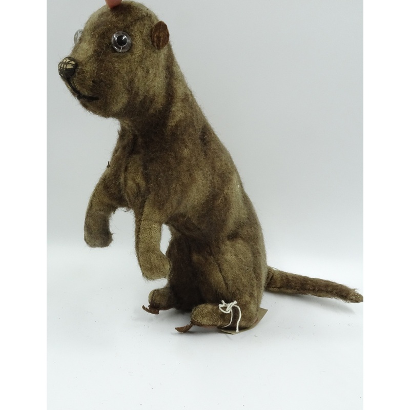 u(1912) Farnell? Otter. Wind in the Willows