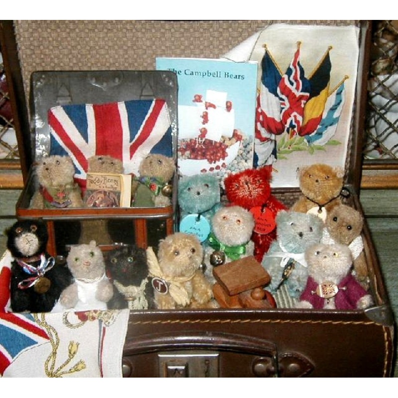 z(1918) Farnell. Little Soldier Bears. Showcased by Yesterday’s Teddy