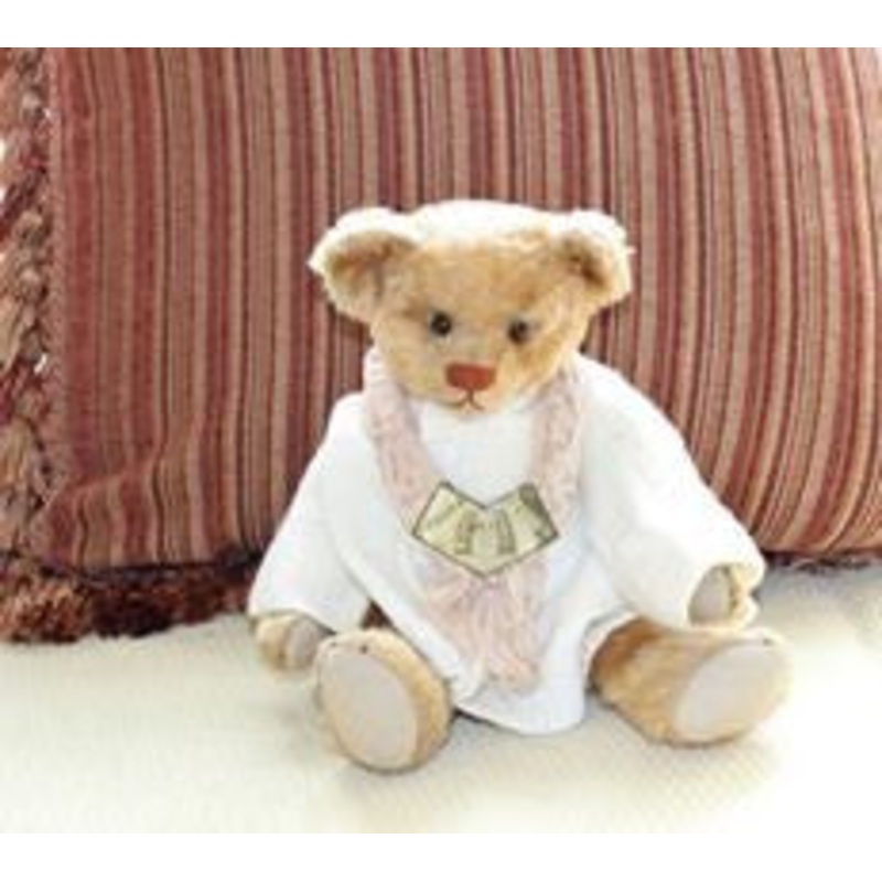 z Ideal (1908) Buster Bear. Showcased by Cheryl Katz