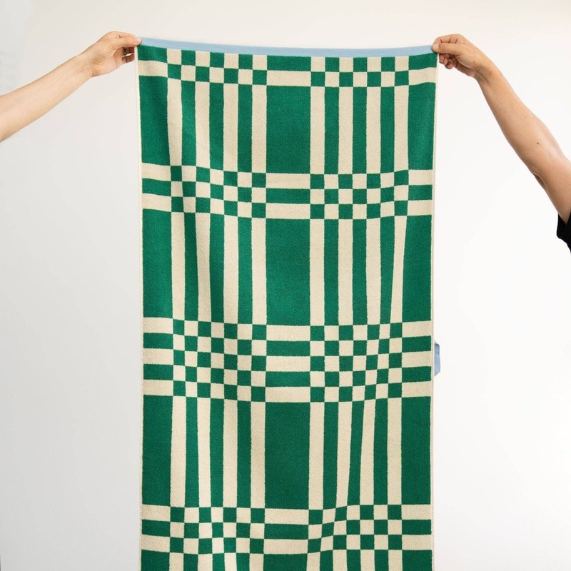 Marina Stripe Handtuch: Grn / Badetuch