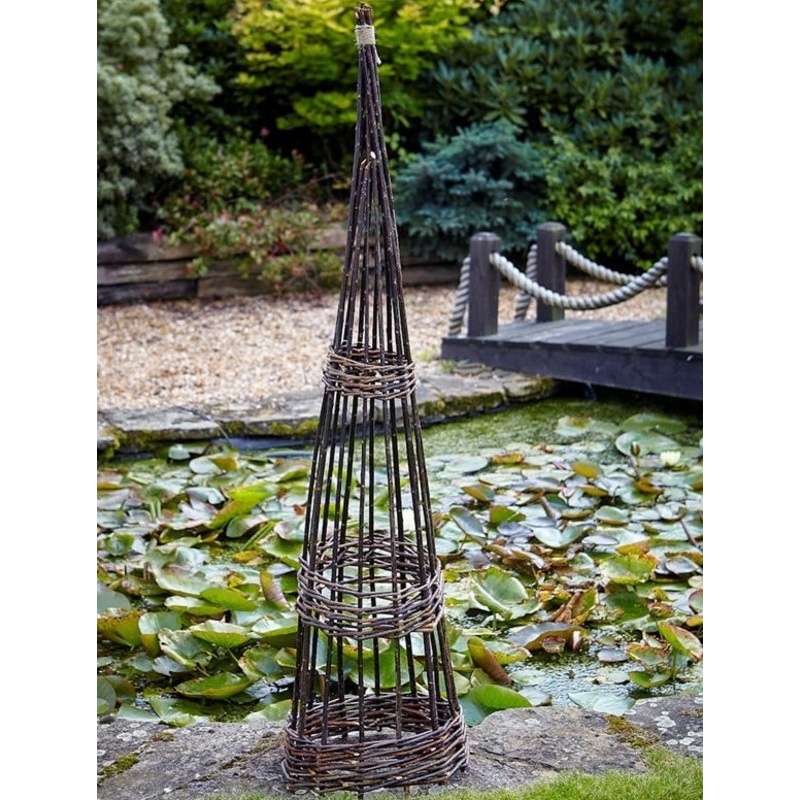 Willow Banded Obelisk 150cm
