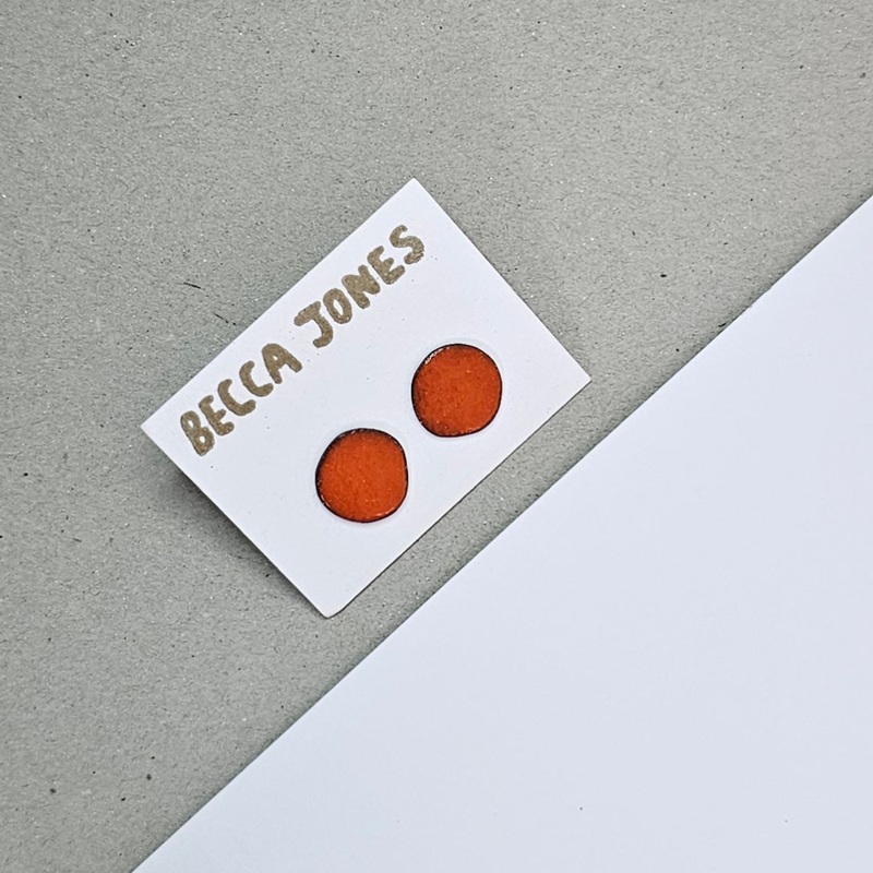 ENAMEL STUDS – ORANGE