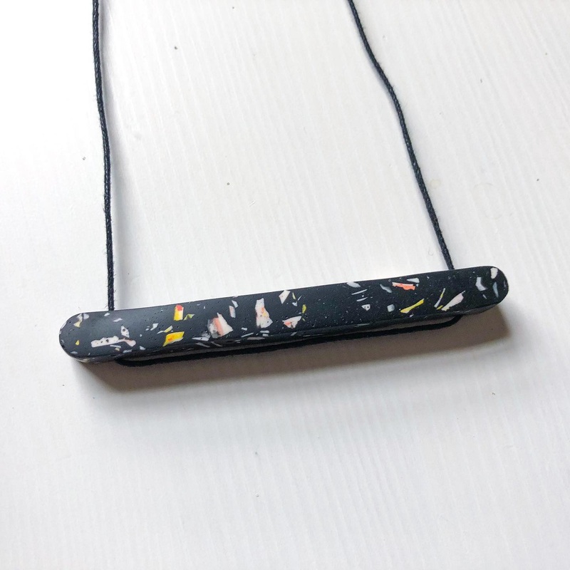 TERRAZZO BAR NECKLACE|Black/multi|Black/white|Marbled|Dark Grey/multi|Grey/multi|Mint|Pink|White/black|White/multi