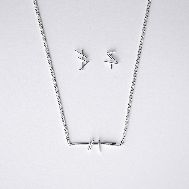 IRREGULAR INTERSECT STUDS