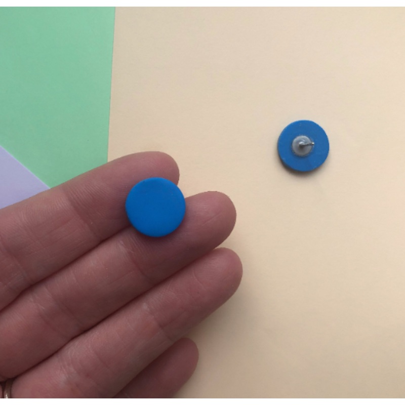 ROYAL BLUE CIRCLE STUDS