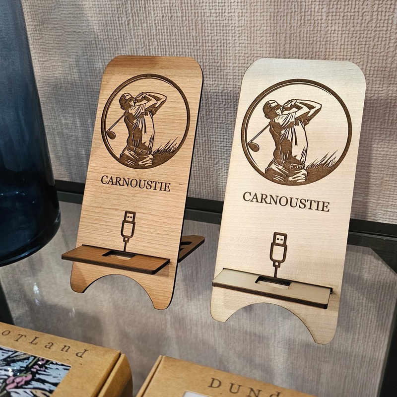 CARNOUSTIE GOLF PHONE HOLDERS|Light|Dark
