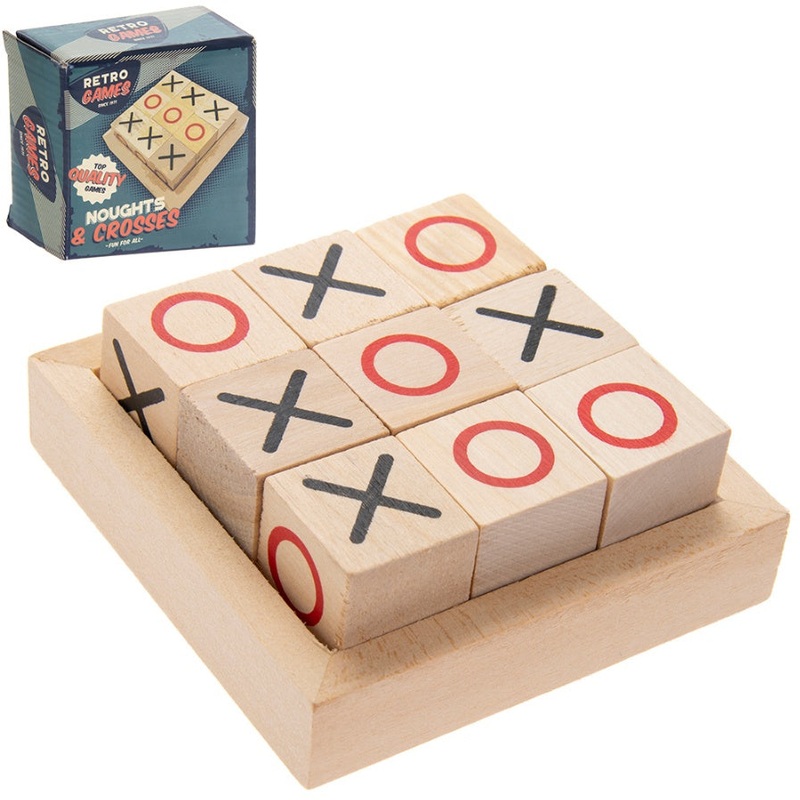 RETRO GAMES – NOUGHTS & CROSSES
