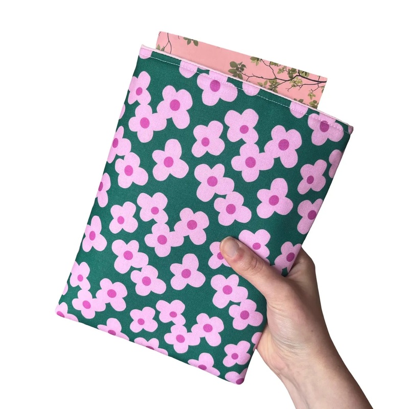 BOOK SLEEVE|Cosmic Stars|Mauve Gingham|Navy Loops
