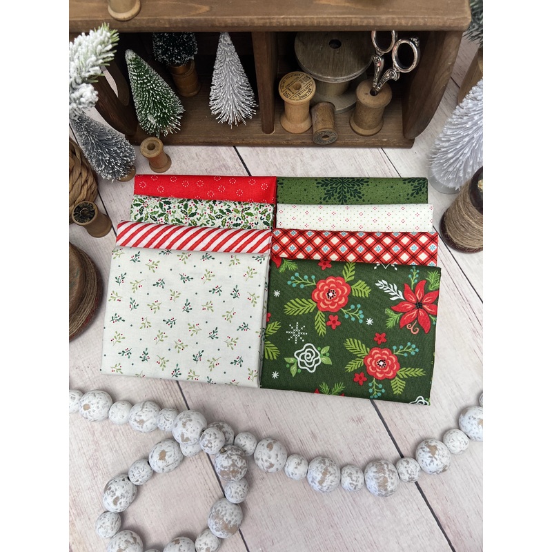 Primrose Christmas Bundle – 8 Fat Quarters curated by Primrose Cottage FQB-094