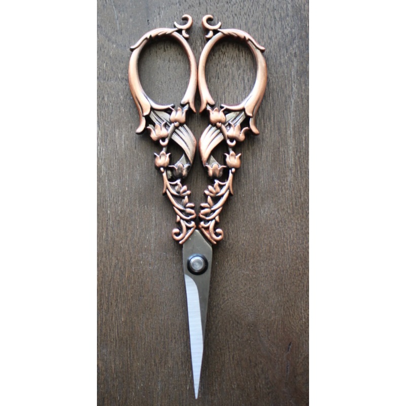 Tulip Garden Embroidery Scissors