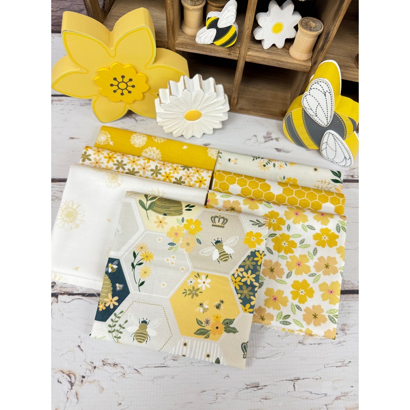 Summer Bumblebee Curated by Primrose Cottage – 7 Piece Fat Quarter Bundle