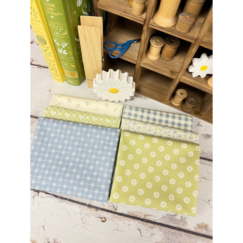 My Sew Quilty Life Assorted Fabrics – 6 Piece Fat Quarter Bundle