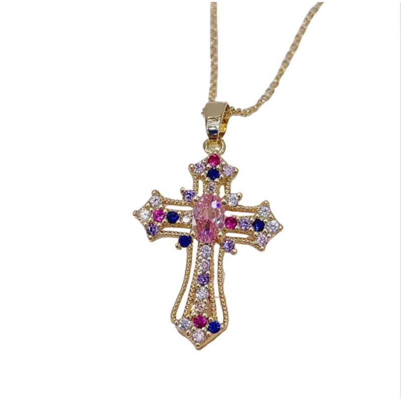 Gold Cross Necklace Gertrude